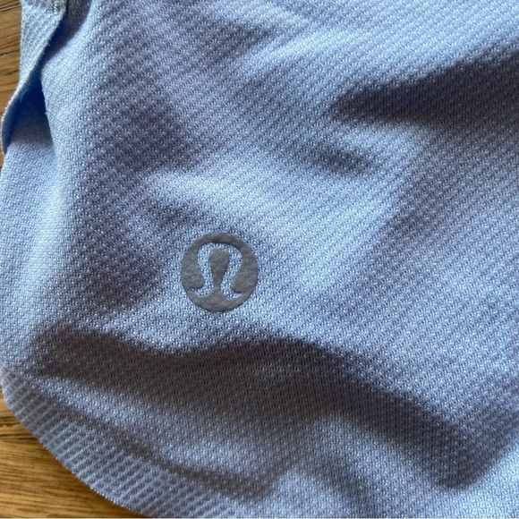 Womens soft blue lululemon tank top size 2 - Picture 4 of 5